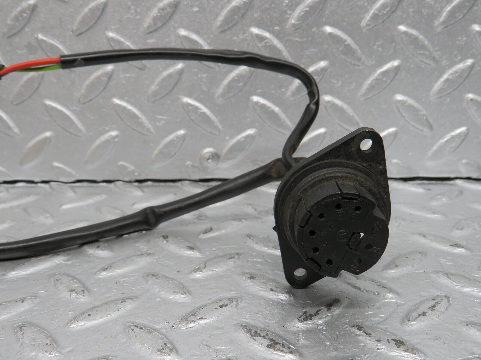 40112 Mercedes-Benz R107 350SL Diagnostic Connector 1235450026