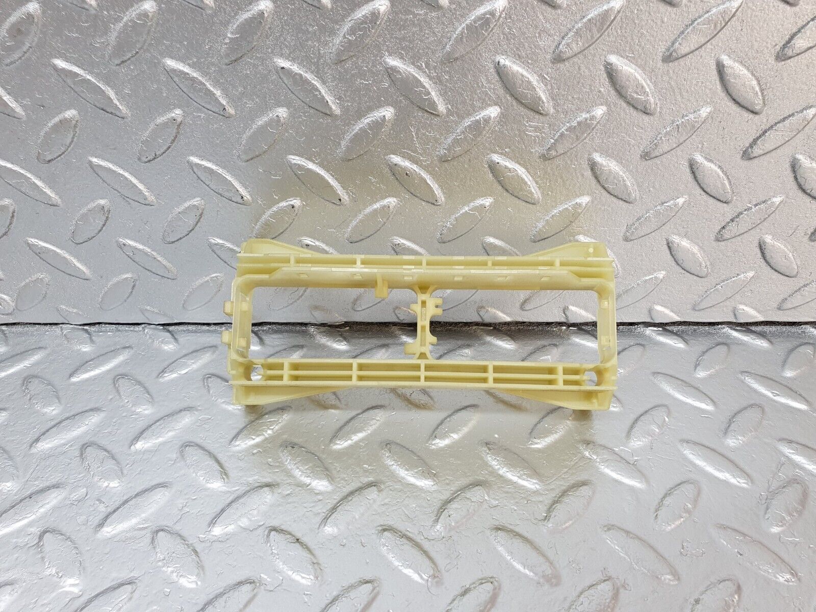 42547 Mercedes-Benz R129 320SL Coupe Cable Connector 0015450340 1928402156