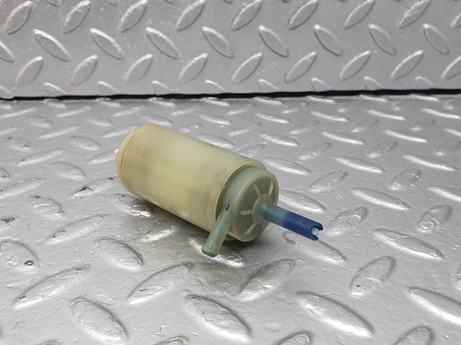 42508 Mercedes-Benz R129 320SL Coupe Windscreen Washer Pump