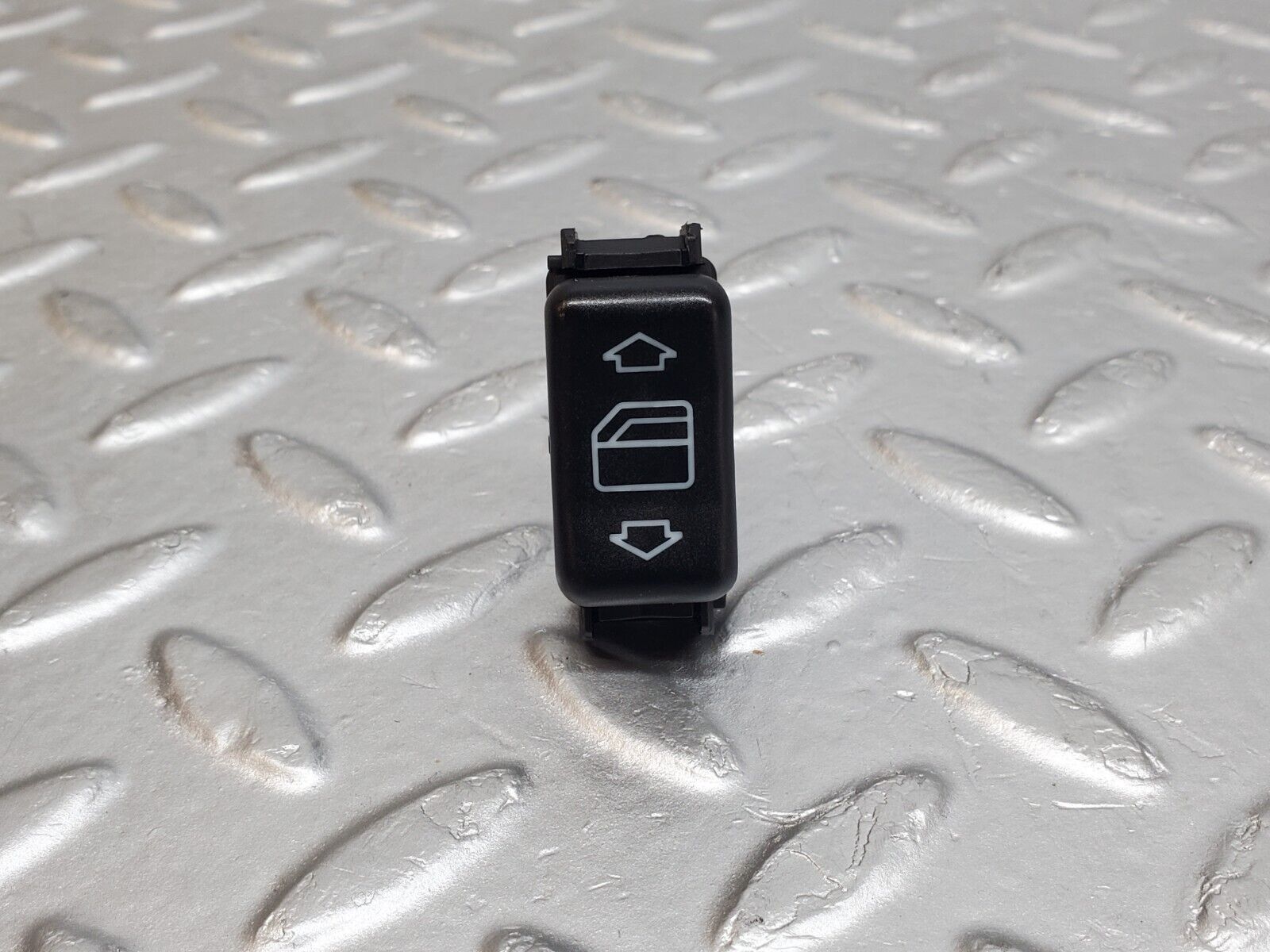 44716 Mercedes-Benz W124 220E Electric Window Switch Left Side 1248209310