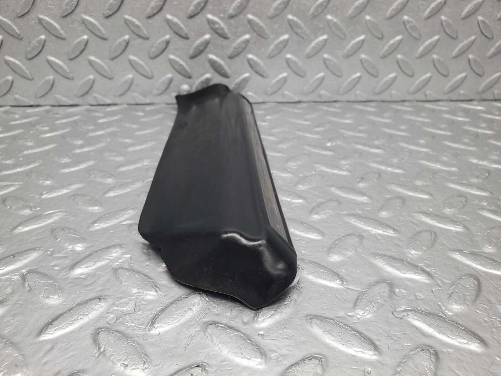 46422 Mercedes-Benz C123 280CE Coupe Front Right Fender Wing Lower Moulding Trim