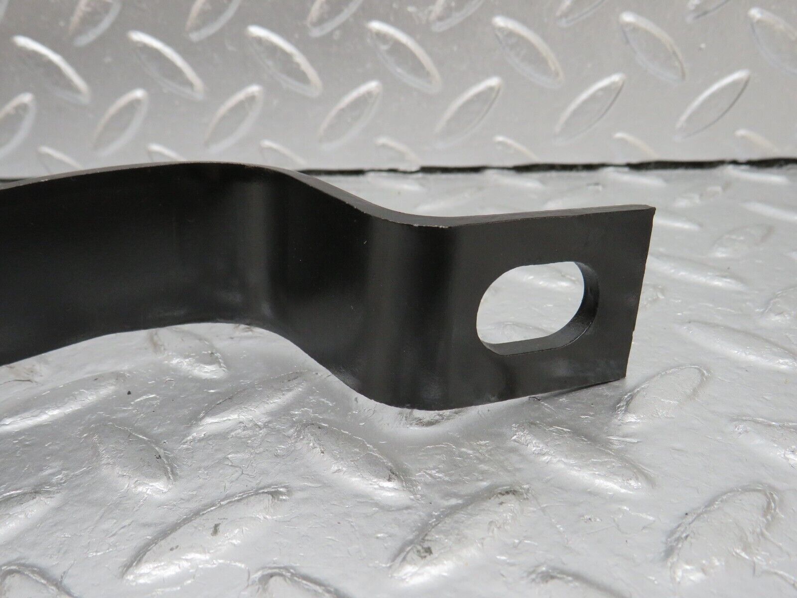 33555 Mercedes-Benz C107 R107 Front Left Bumper Bracket