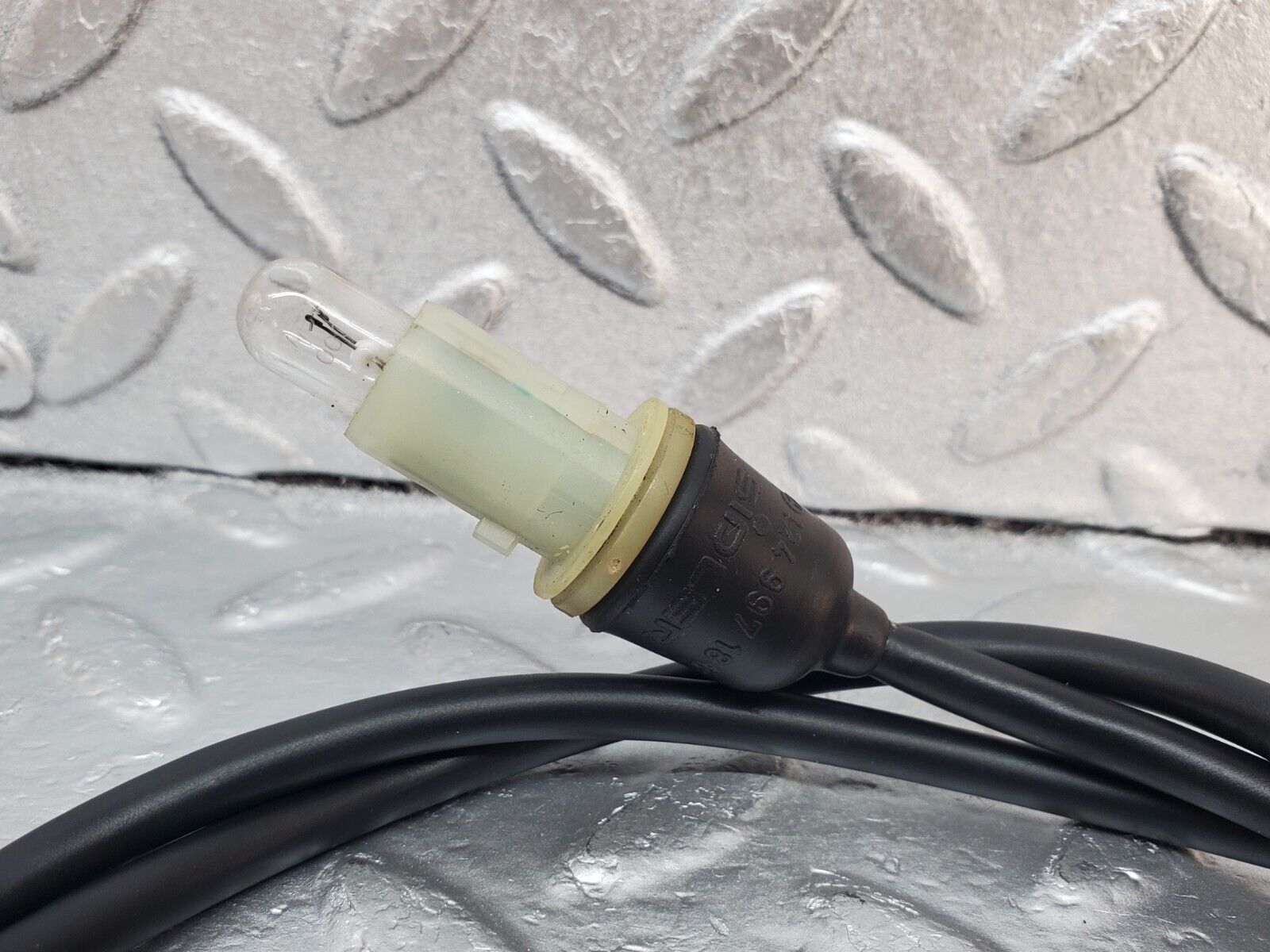 45757 Mercedes-Benz W126 420SE Wing Indicator Cable Wire 1249971881