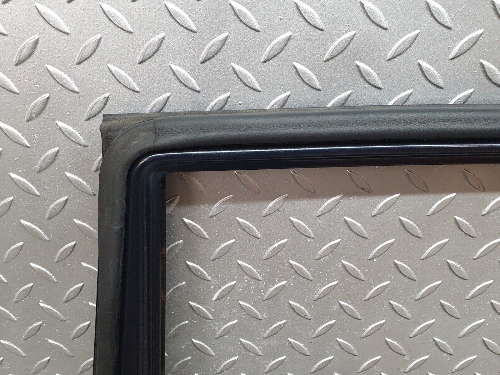 41834 Mercedes-Benz W202 C200 Rear Right Door