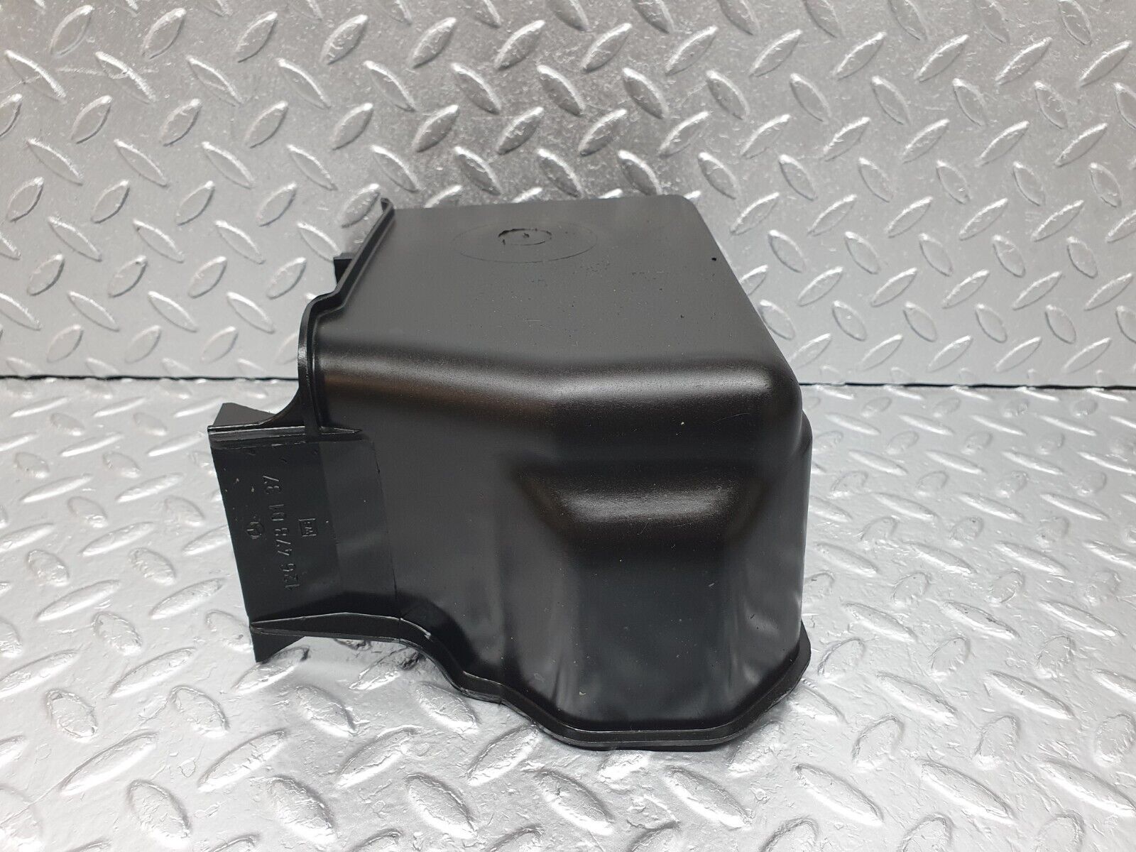 43715 Mercedes-Benz C126 380SEC Coupe Fuel Pump Protective Cover 1264780137