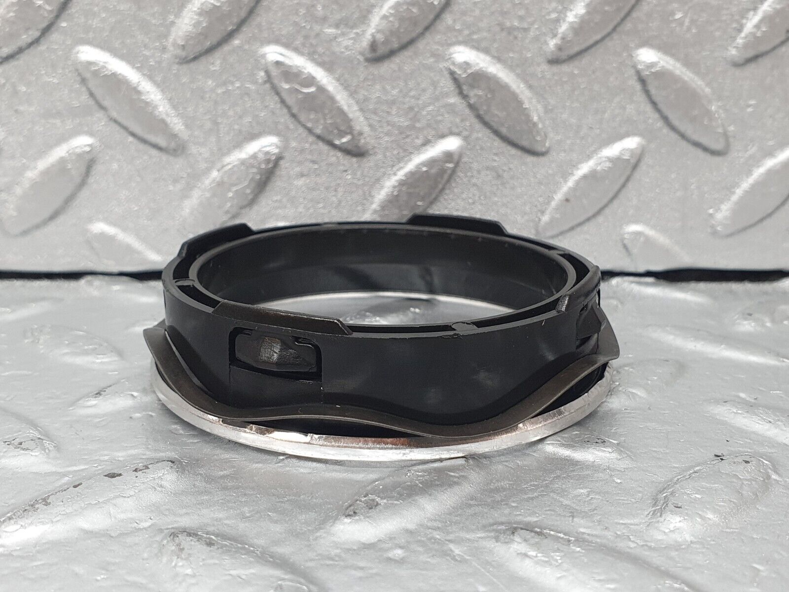 43986 Mercedes-Benz C123 230CE Coupe Dashboard Air Vent Chrome Bezel