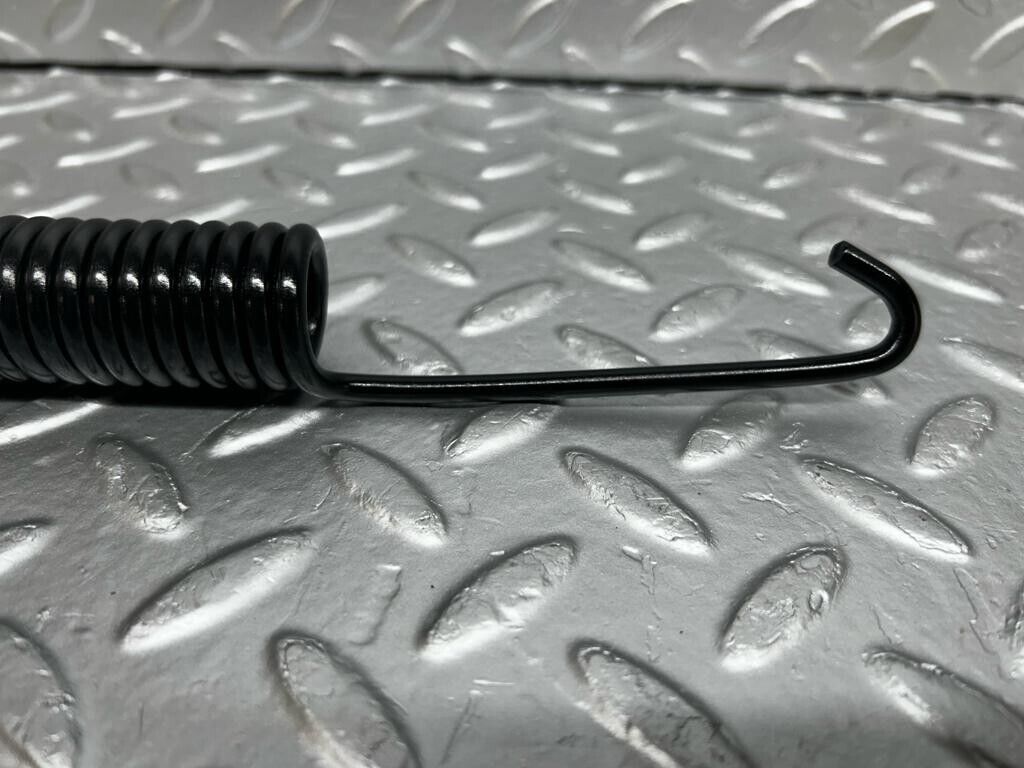 39976 Mercedes-Benz R107 350SL Bonnet Hinge Spring 1078680122