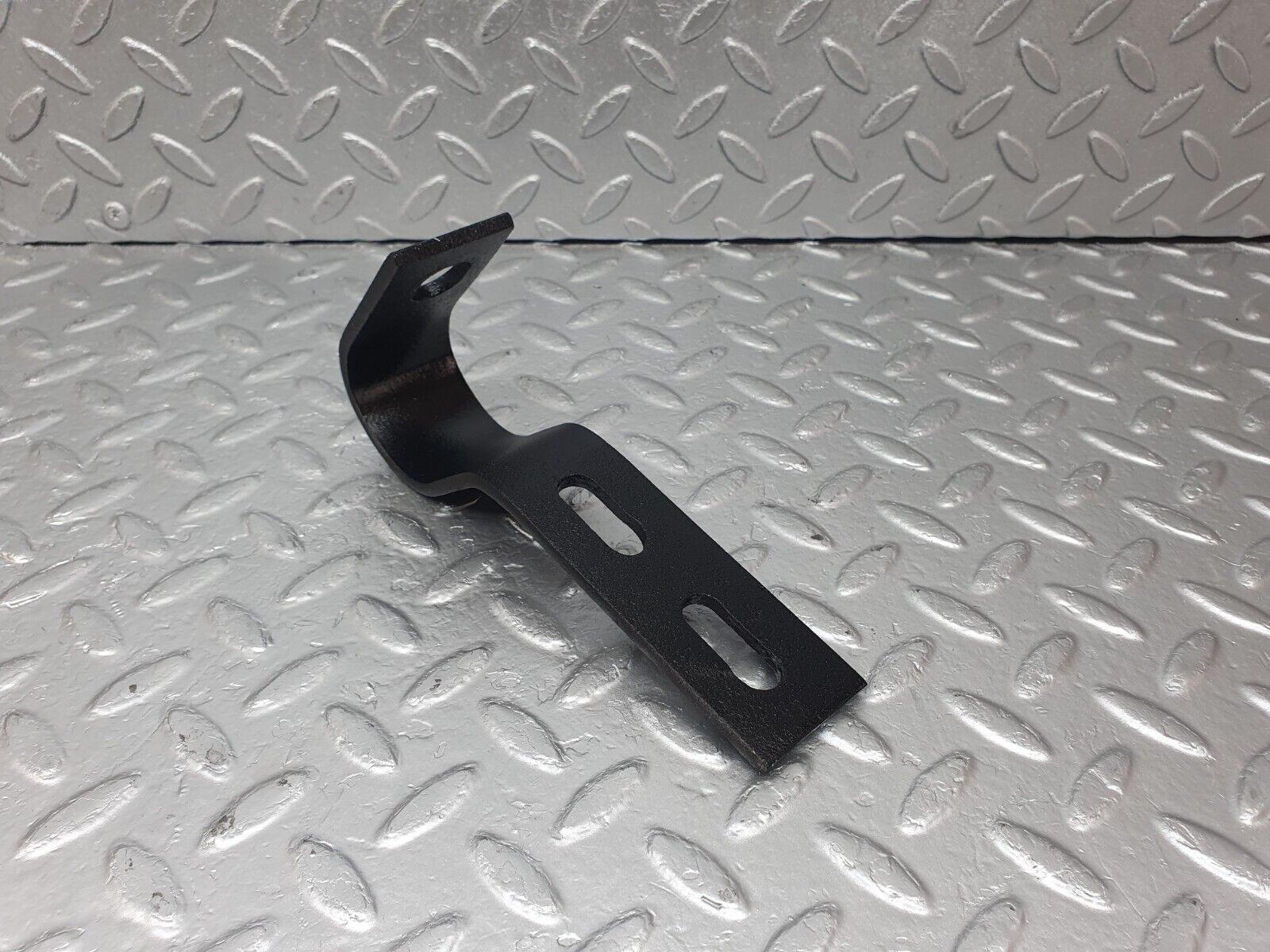 43406 Mercedes-Benz W108 280SE Front Left Bumper Bracket