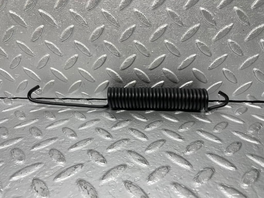39012 Mercedes-Benz R107 500SL Bonnet Hinge Spring