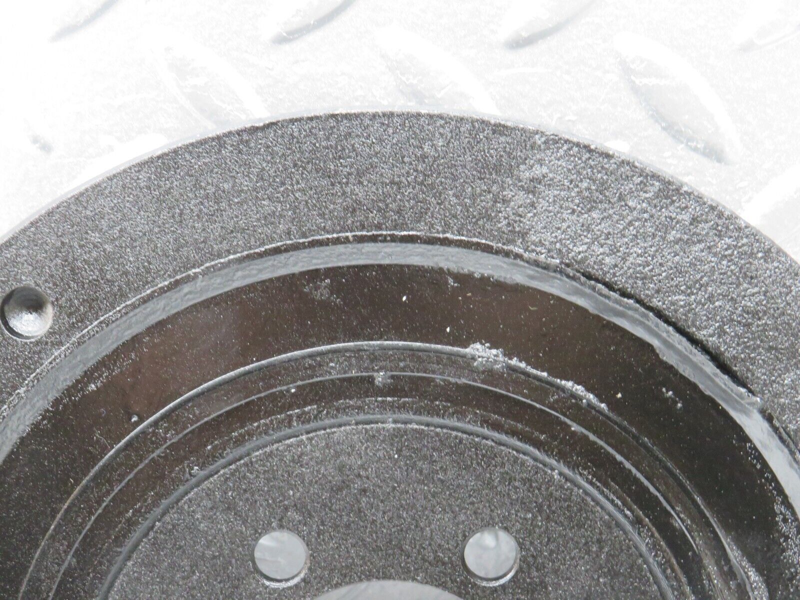 32984 Mercedes-Benz C107 R107 350 V8 Crankshaft Vibration Damper 1160300203