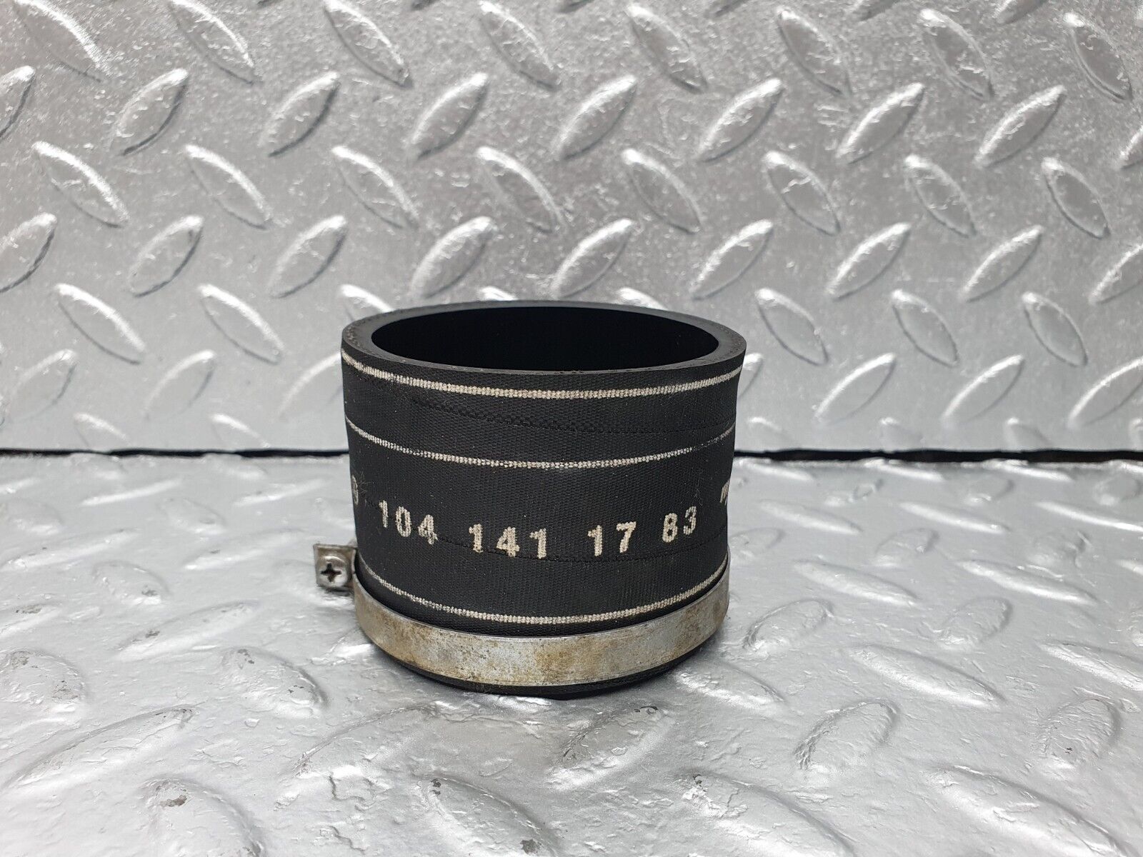 42238 Mercedes-Benz R129 320SL Coupe Air Intake Manifold Hose 1041411783