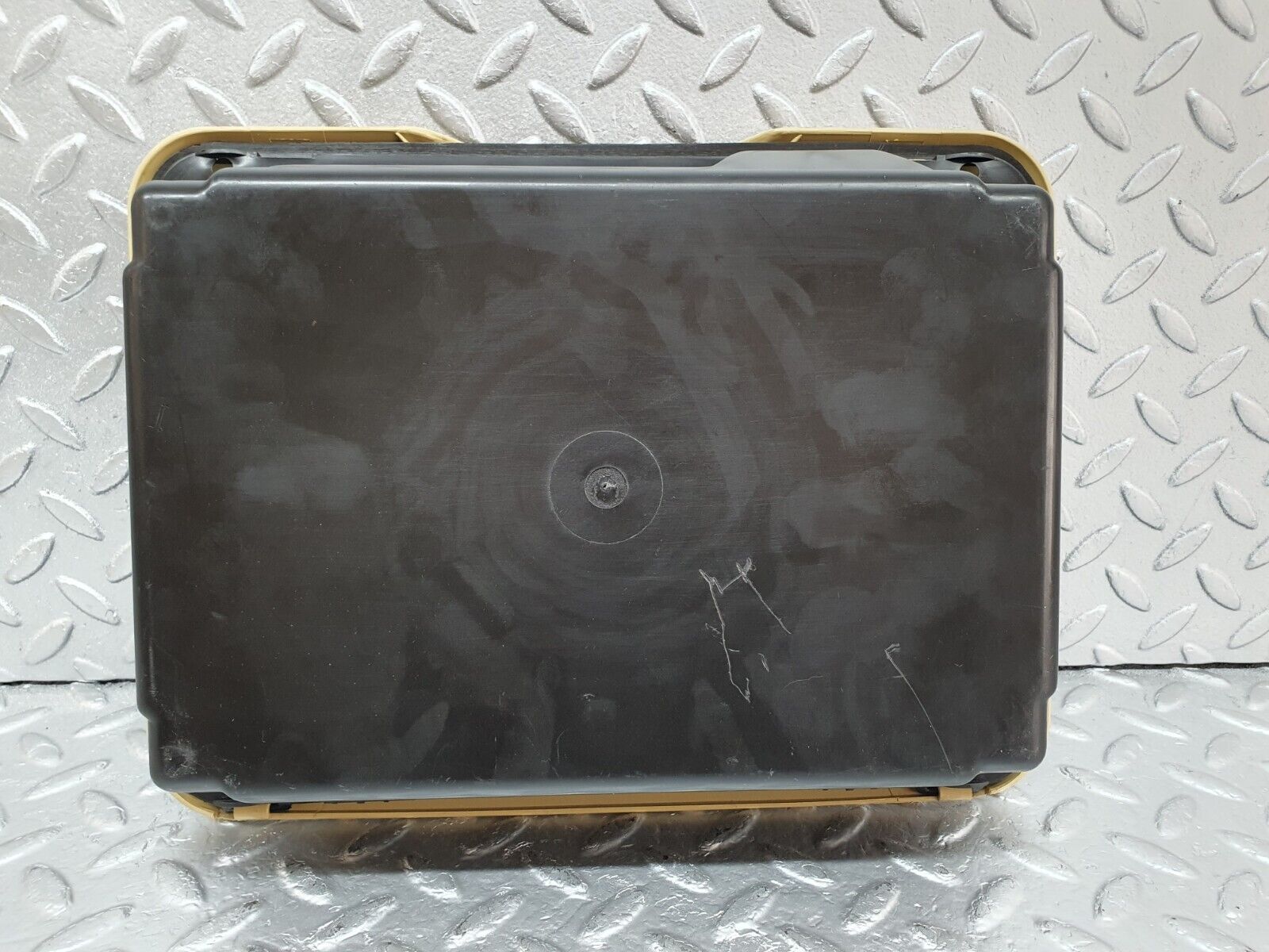 44140 Mercedes-Benz C123 230CE Coupe First Aid Box 1238650353