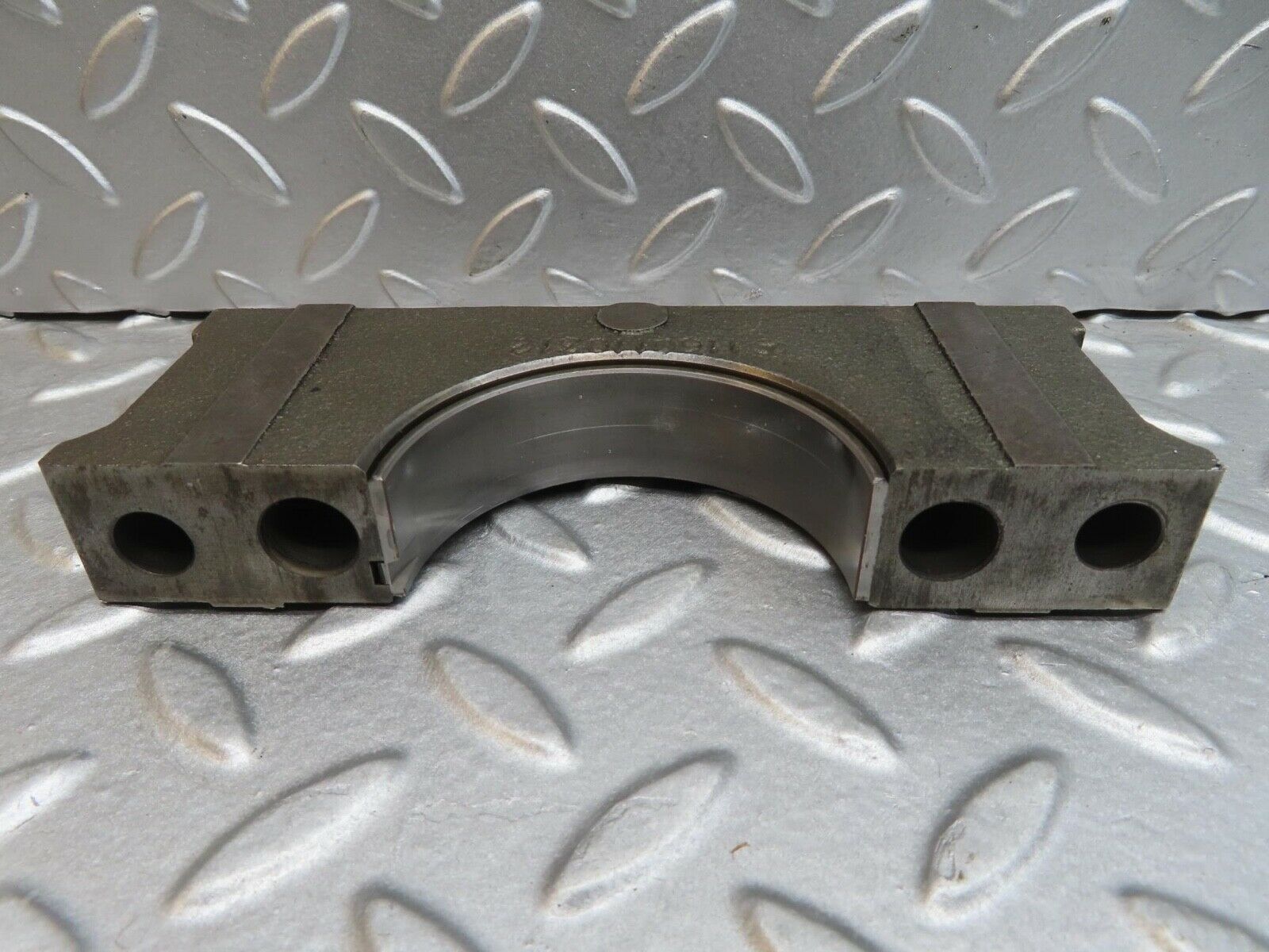 13703 Mercedes-Benz R107 450SL Crankshaft Bearing Holder Block 1160110312