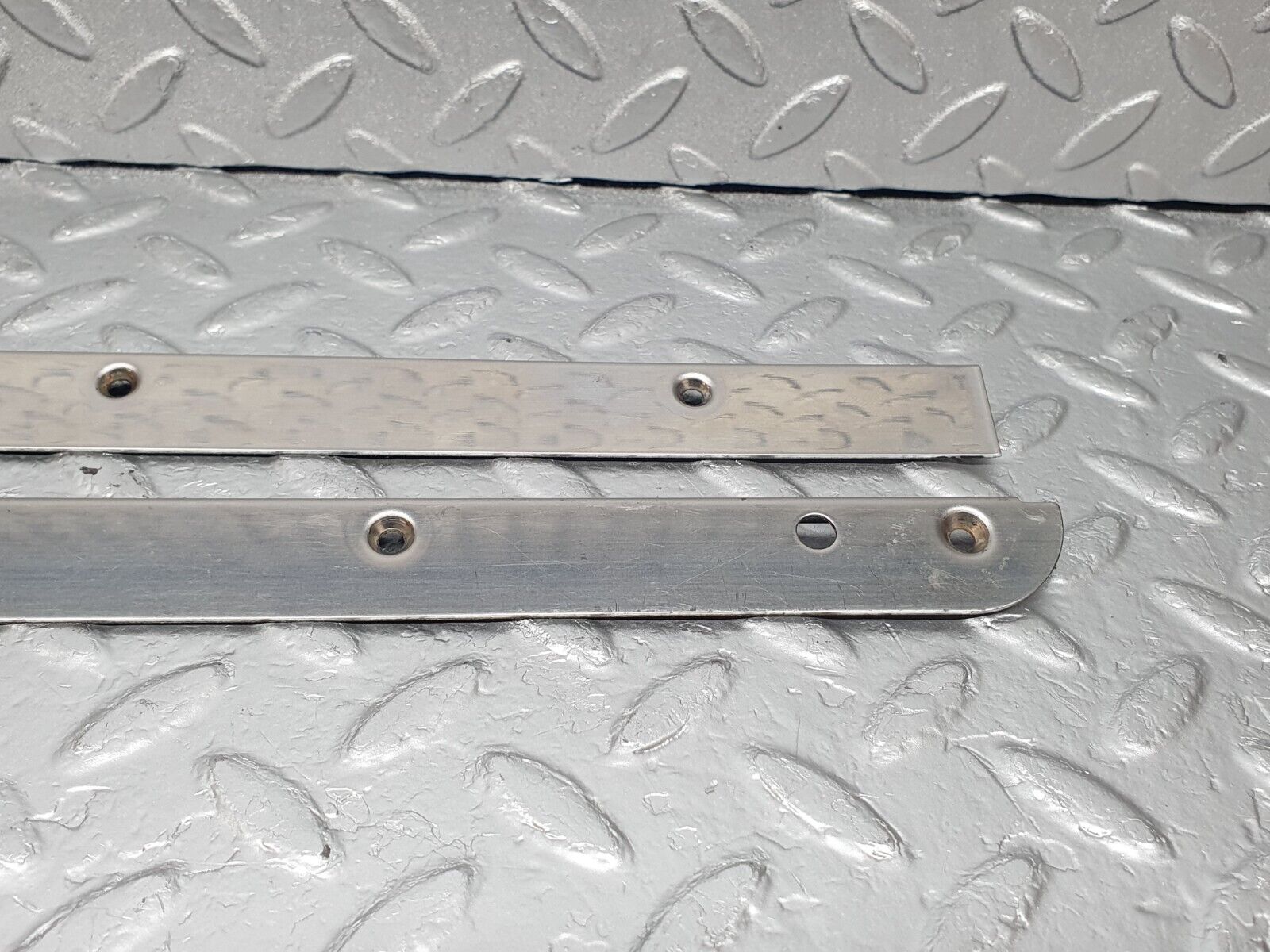 43944 Mercedes-Benz C123 230CE Coupe Sunroof Chrome Trim Set