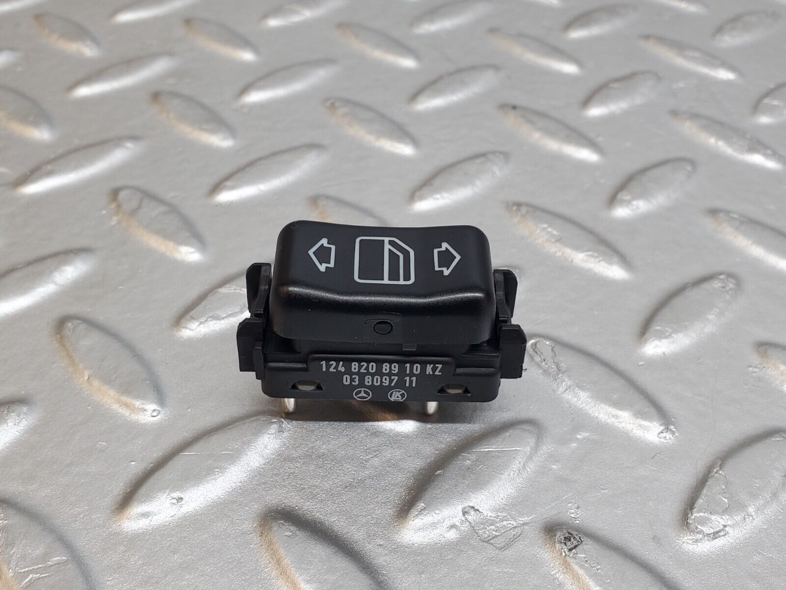 44720 Mercedes-Benz W124 220E Electric Window Switch Left Side 1248208910