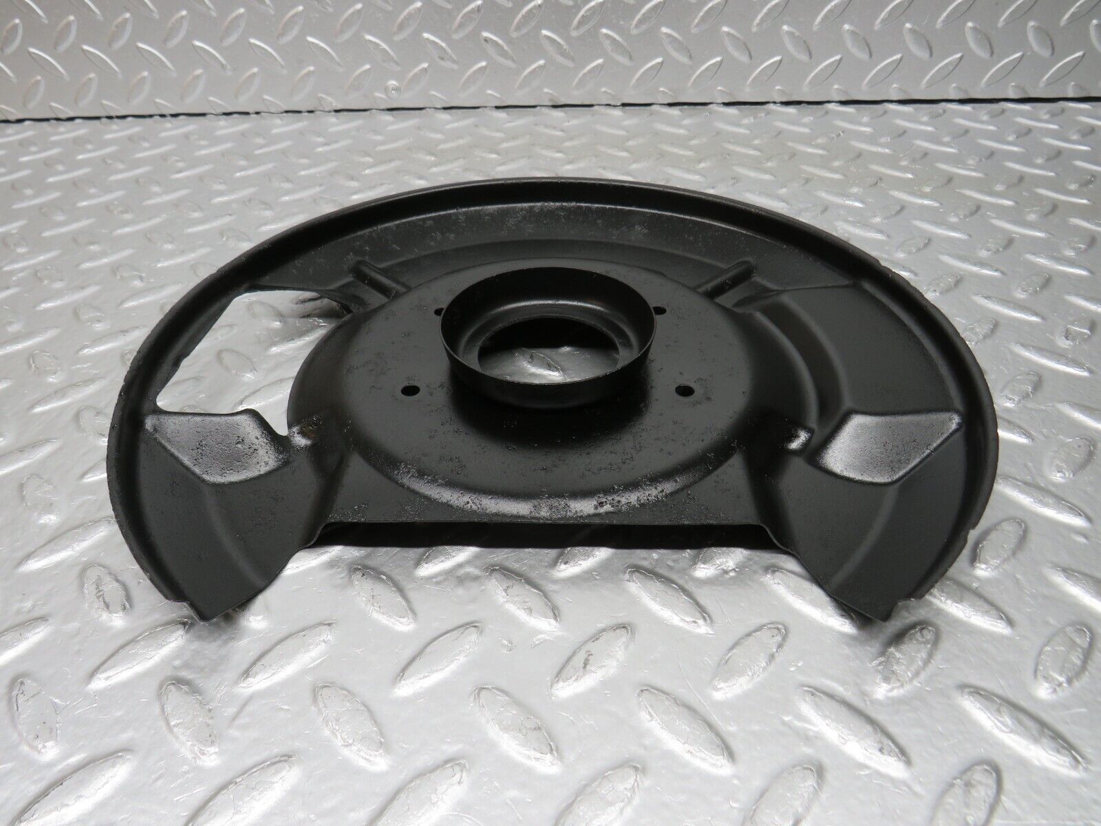 33011 Mercedes-Benz C107 R107 350 V8 Front Right Brake Disc Protection Plate