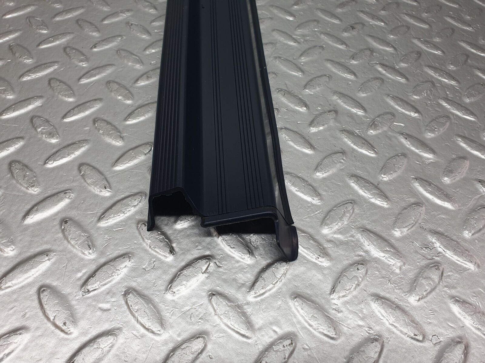 42716 Mercedes-Benz W201 190 2.0L Rear Left Door Sill Blue