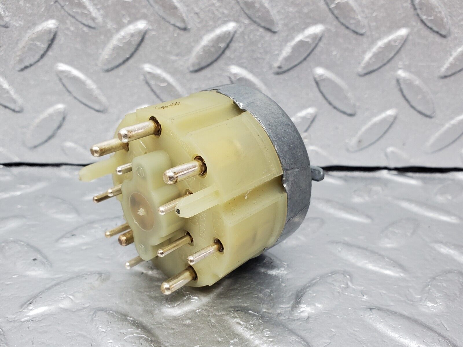 45639 Mercedes-Benz W126 420SE Headlight Switch 0005455404