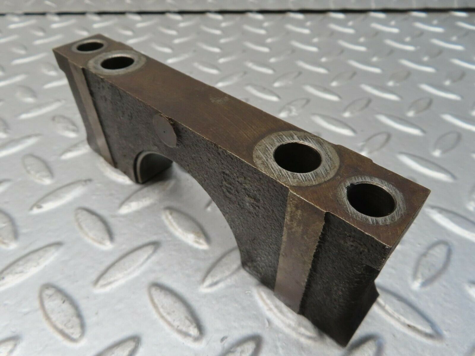 15705 Mercedes-Benz R107 450SL Crankshaft Bearing Holder Block 1160110313