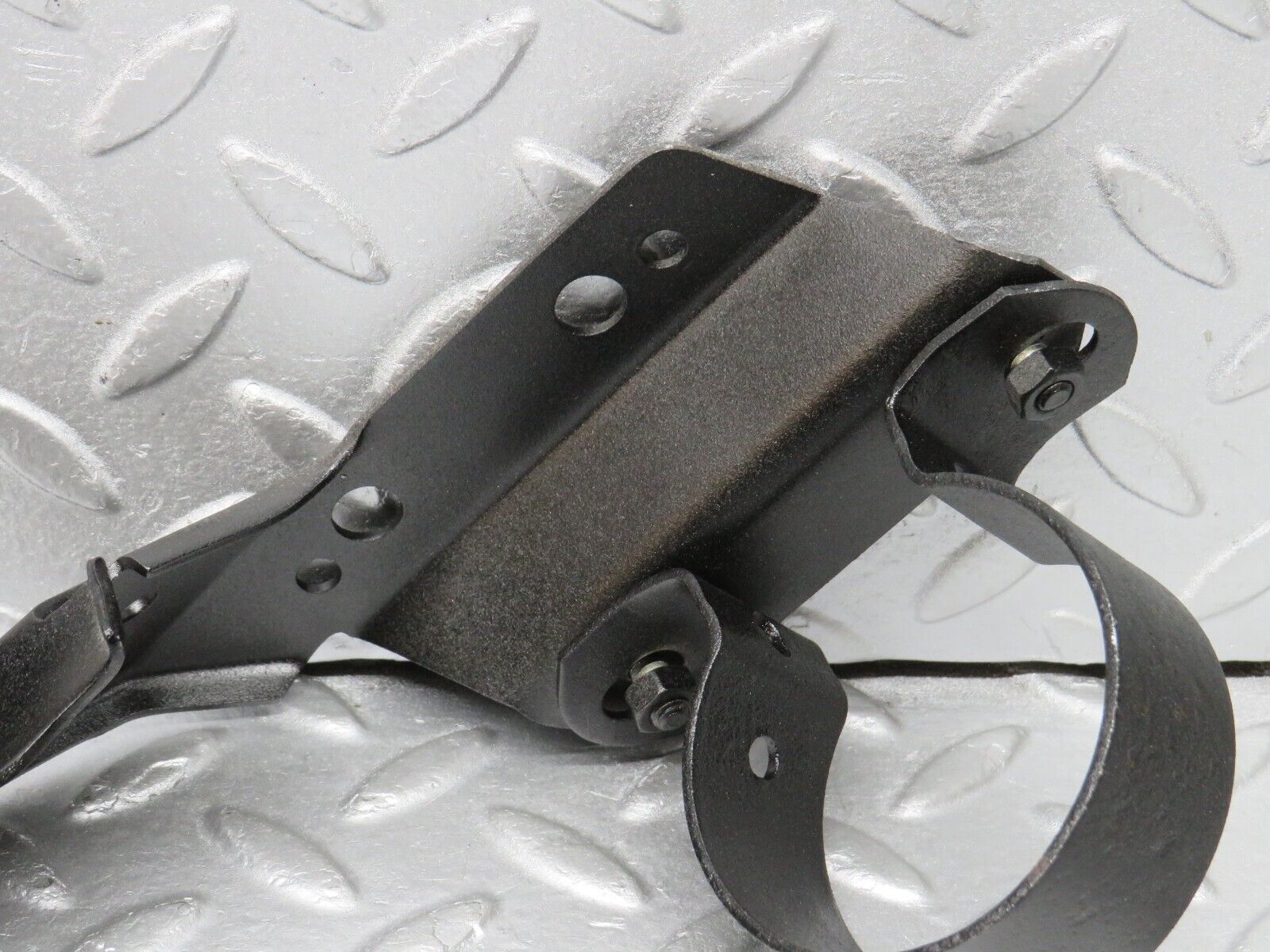 39283 Mercedes-Benz R107 500SL Fuel Pump Fuel Filter Holder Bracket