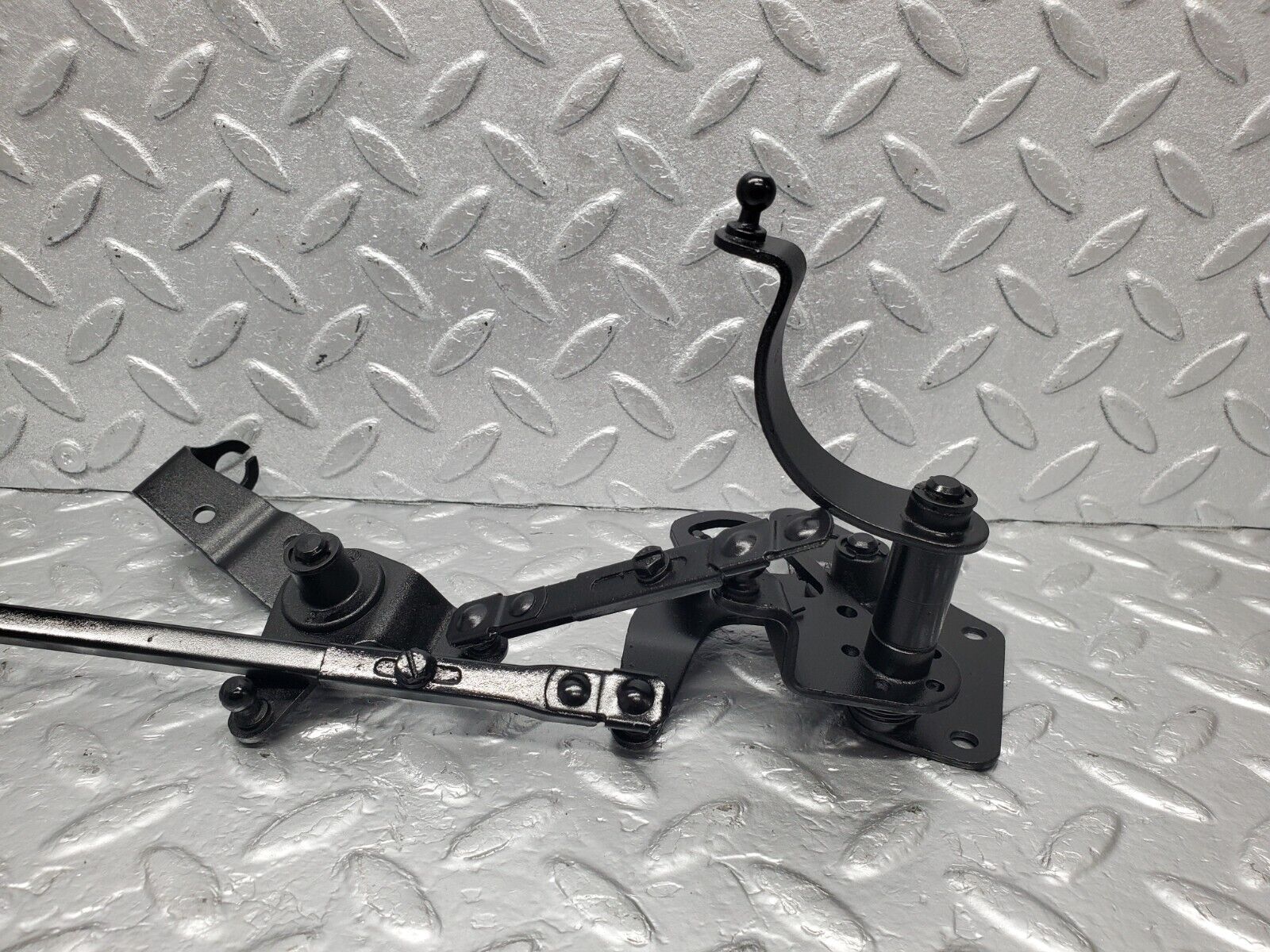 46724 Mercedes-Benz C123 280CE Coupe Throttle Linkage