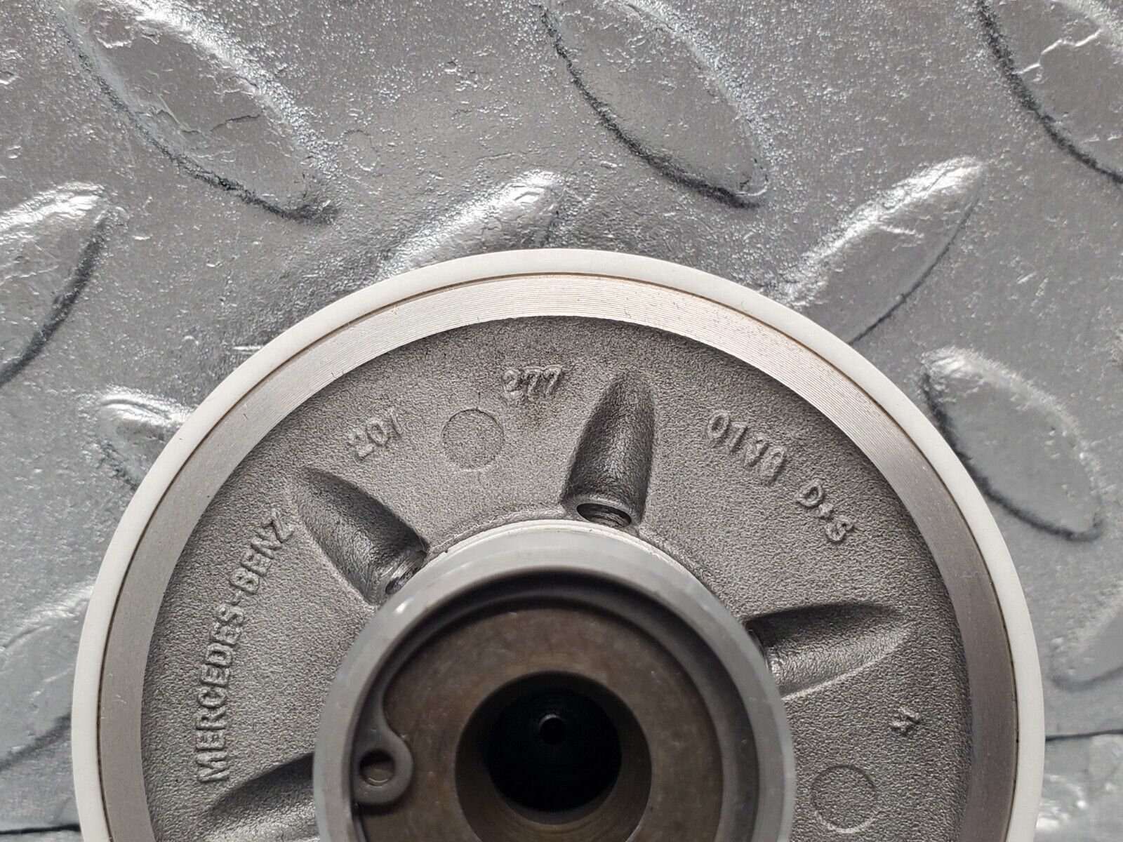 46308 Mercedes-Benz W124 280E Automatic Gearbox Piston Set 722.433 2012770130