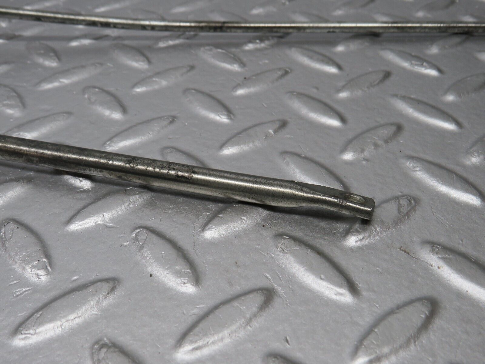 39186 Mercedes-Benz R107 500SL Accelerator Linkage