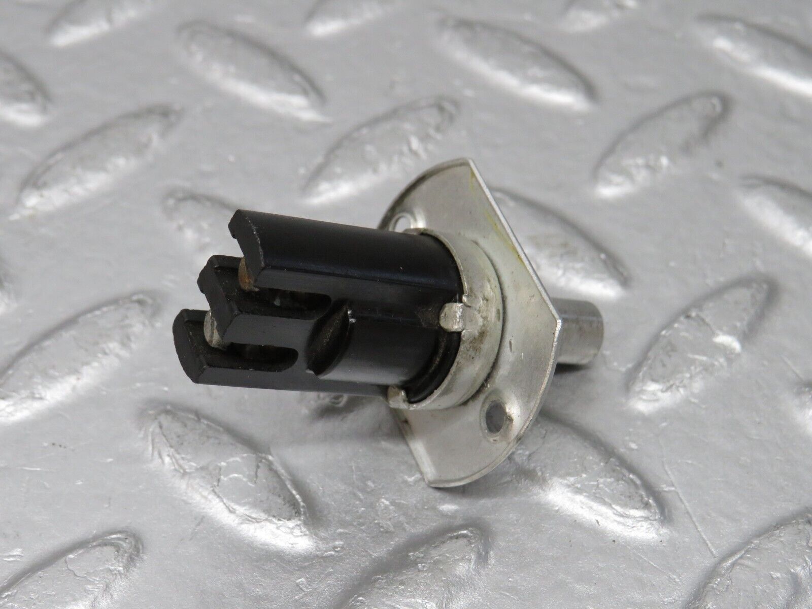 37528 Mercedes-Benz W109 300SEL Door Contact Switch