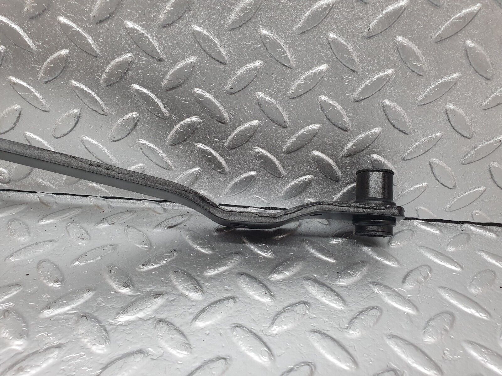 43596 Mercedes-Benz C126 380SEC Coupe Brake Pedal