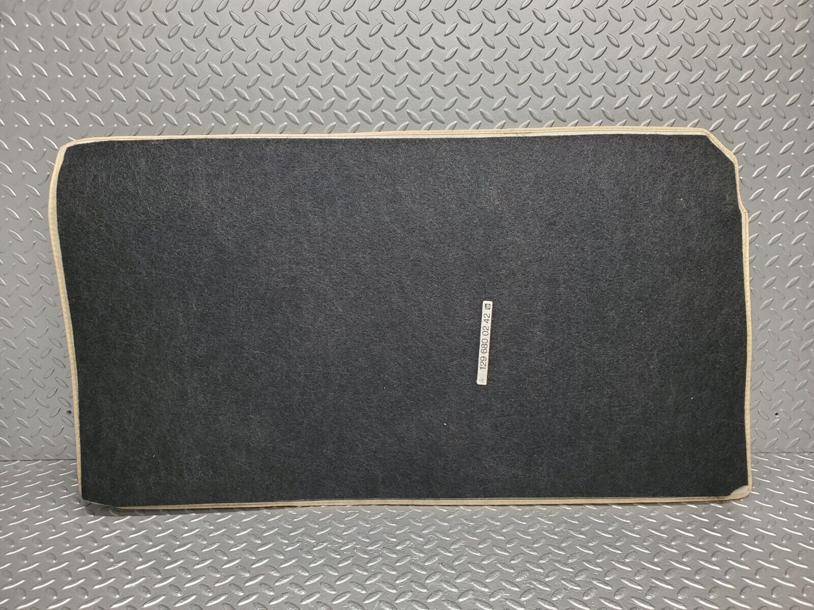 46865 Mercedes-Benz R129 320SL Coupe Trunk Boot Floor Carpet Beige 1296800242