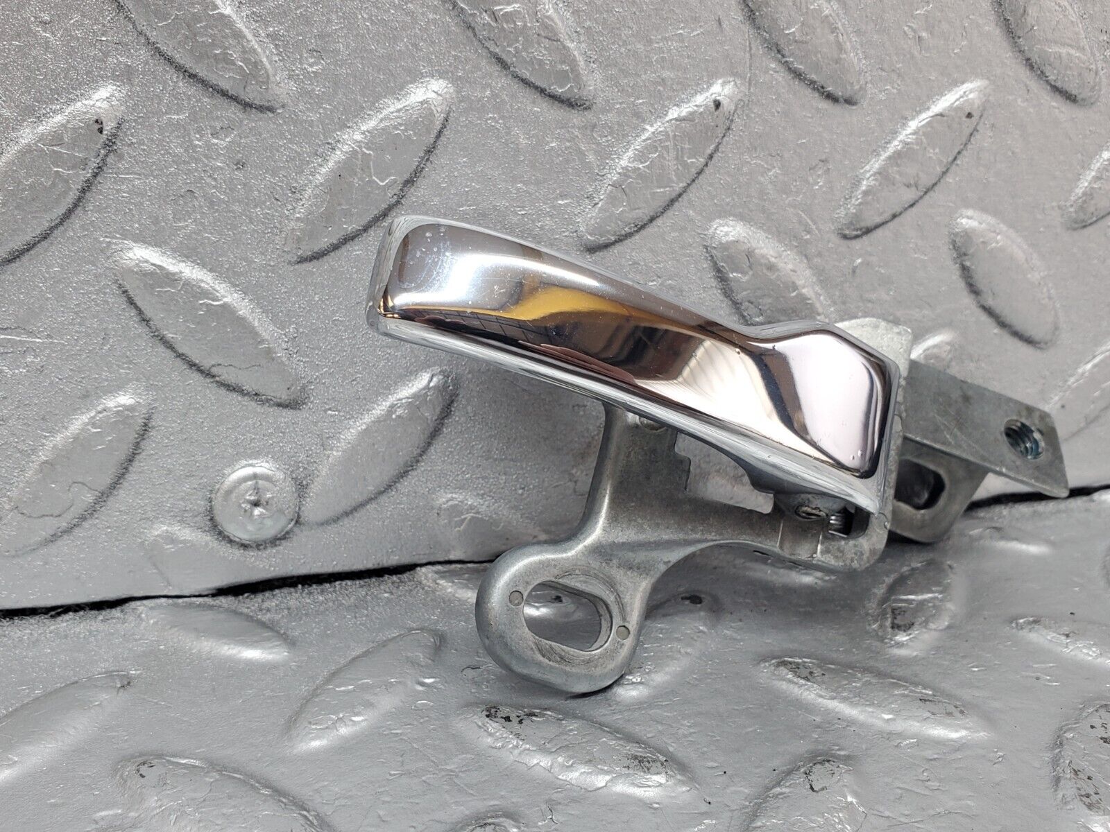 44385 Mercedes-Benz W123 280E Right Interior Door Handle 1237600261