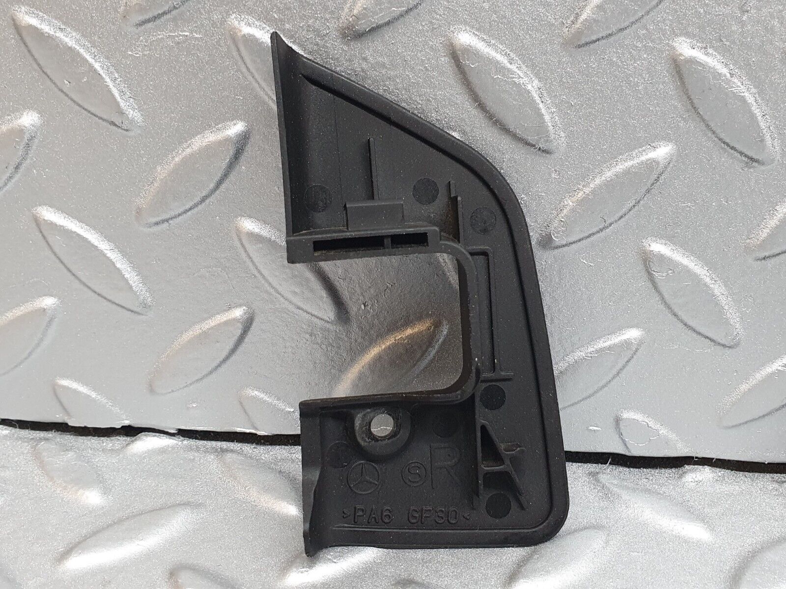 42055 Mercedes-Benz W202 C200 Interior Door Latch Trim Pair