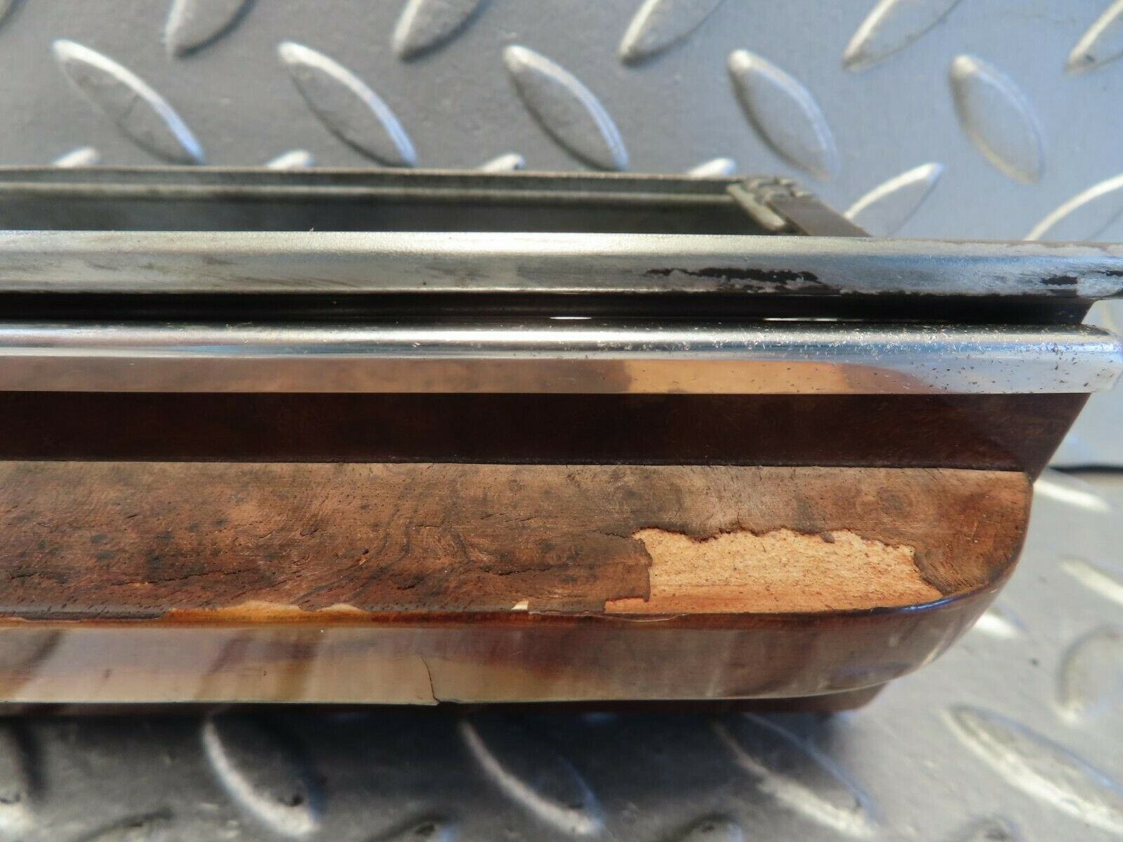 15745 Mercedes-Benz R107 450SL Centre Console Ashtray Wood Finish