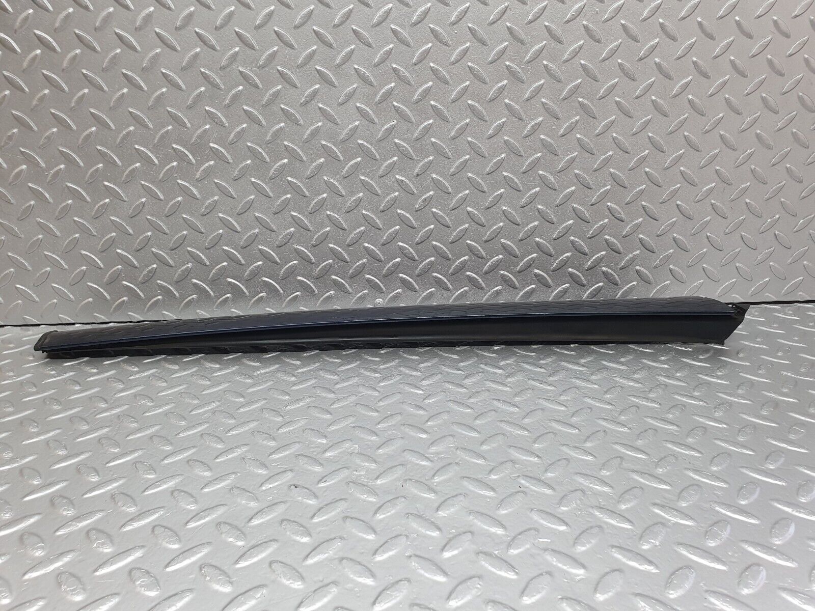 42208 Mercedes-Benz R129 320SL Coupe A Pillar Exterior Trim Cover Left 1296982330