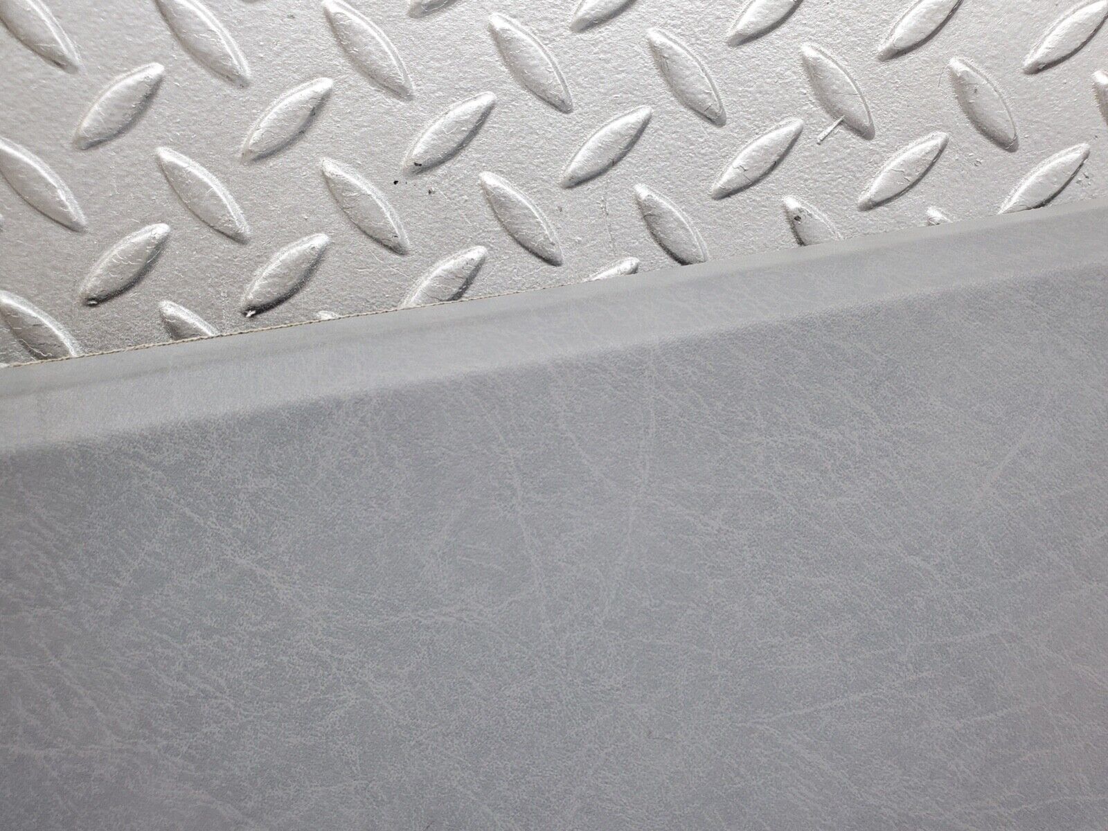 44637 Mercedes-Benz W124 220E C Pillar Cover Panel Right Side Grey 1246950830