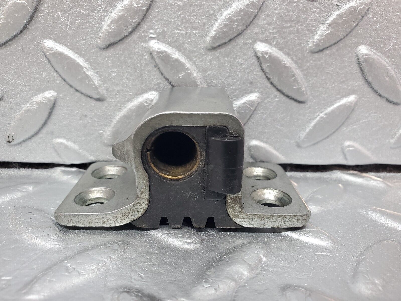 45631 Mercedes-Benz W126 420SE Right Door Lock Latch