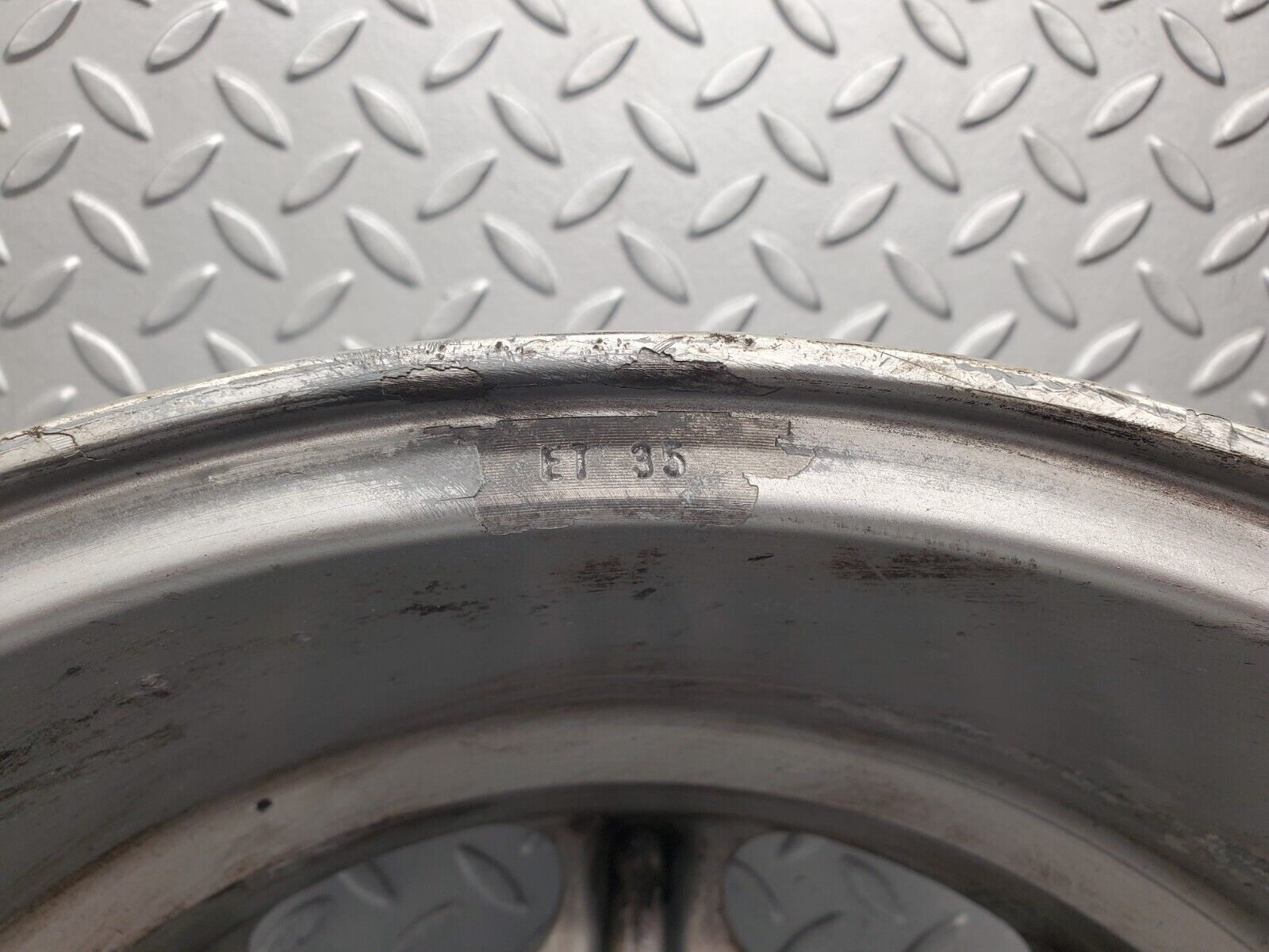 46107 Mercedes-Benz Alloy Wheel 7Jx15H2 ET35 KBA42354