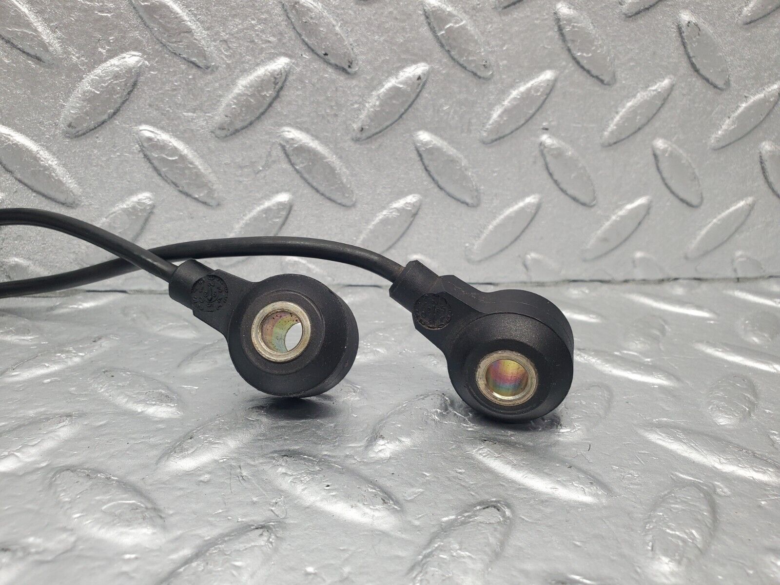 46202 Mercedes-Benz W124 280E Knock Sensor 0031537728 2025402081