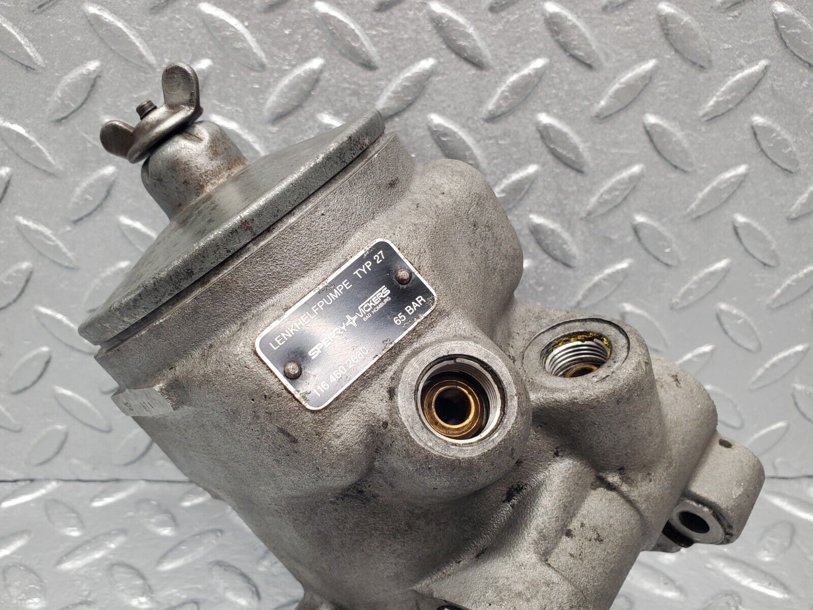 46597 Mercedes-Benz C123 280CE Coupe Power Steering Pump 1164602680