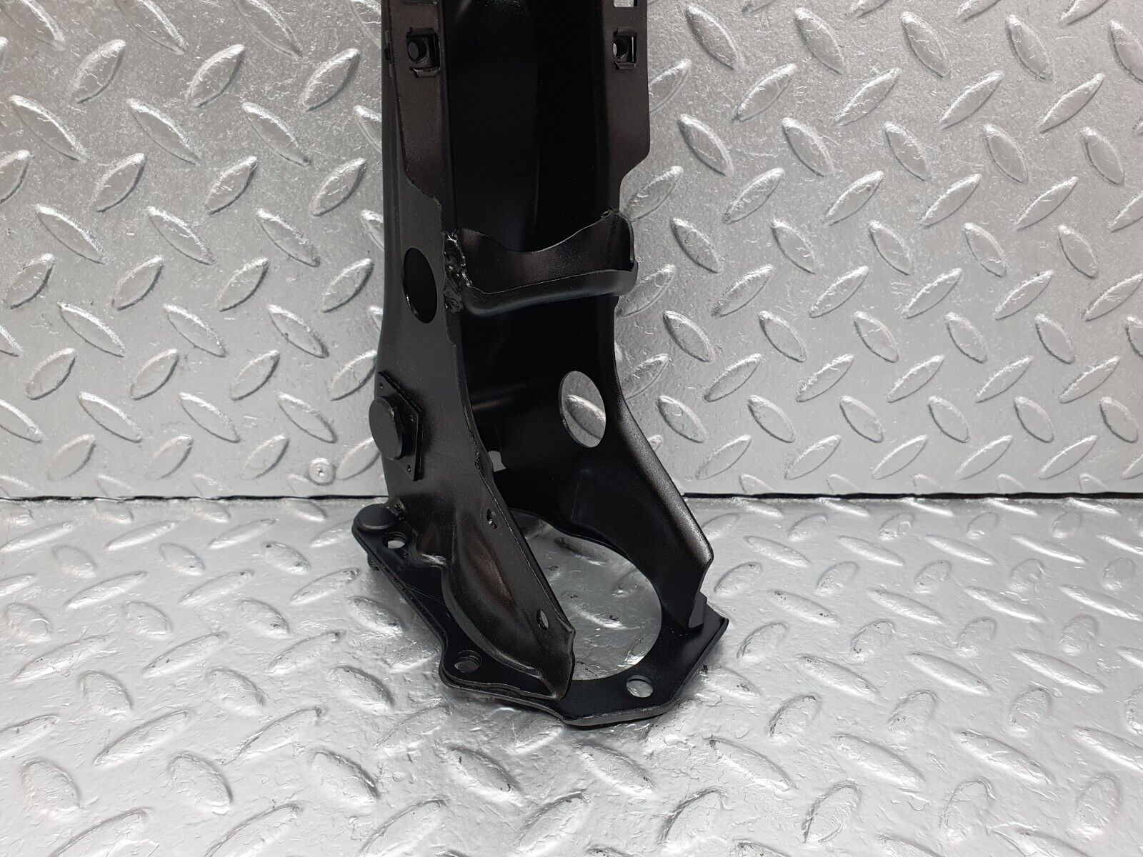 43167 Mercedes-Benz W108 280SE Brake Pedal Bracket