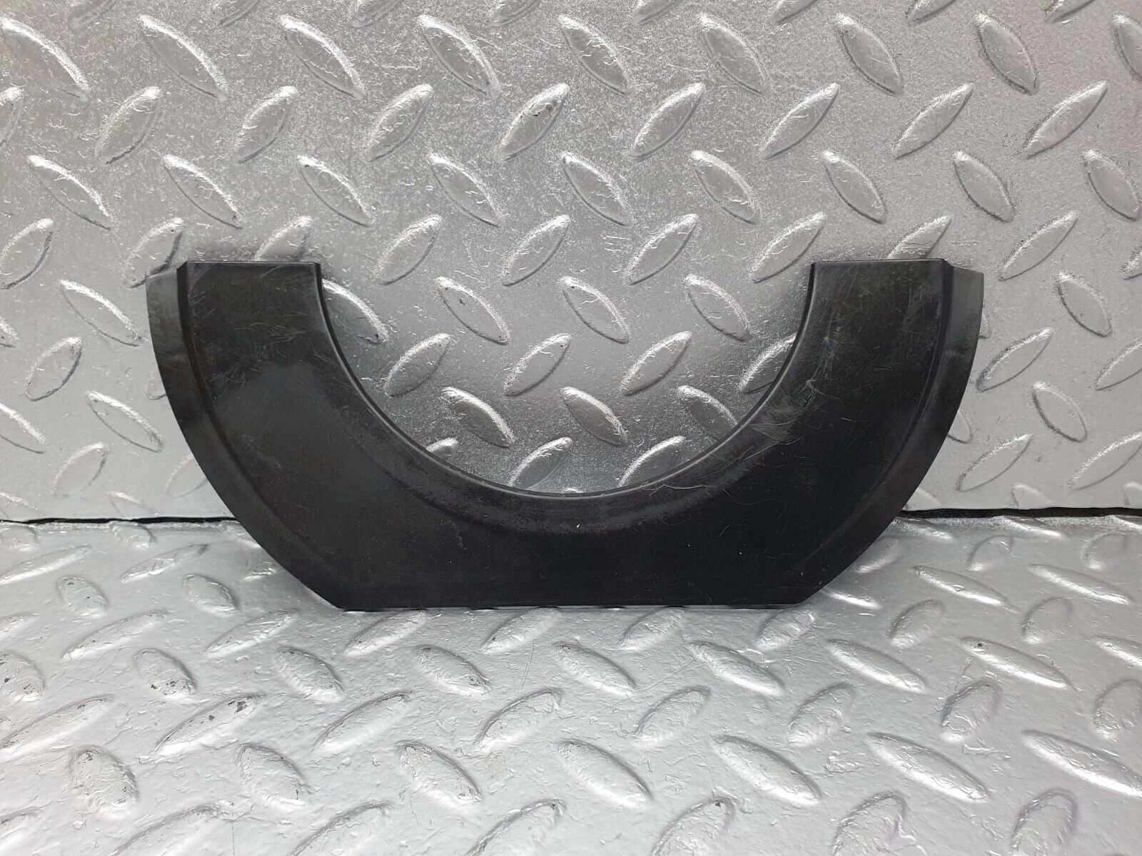 42588 Mercedes-Benz R129 320SL Coupe Windscreen Wiper Surround Trim