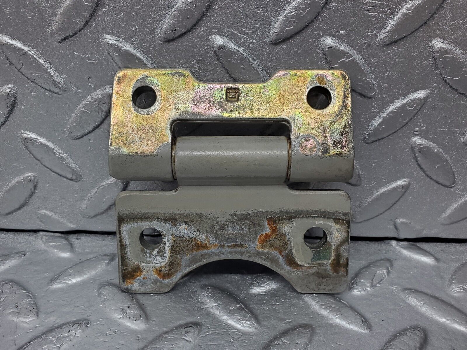 45551 Mercedes-Benz W126 420SE Door Hinge Pair Right Side 1237200037