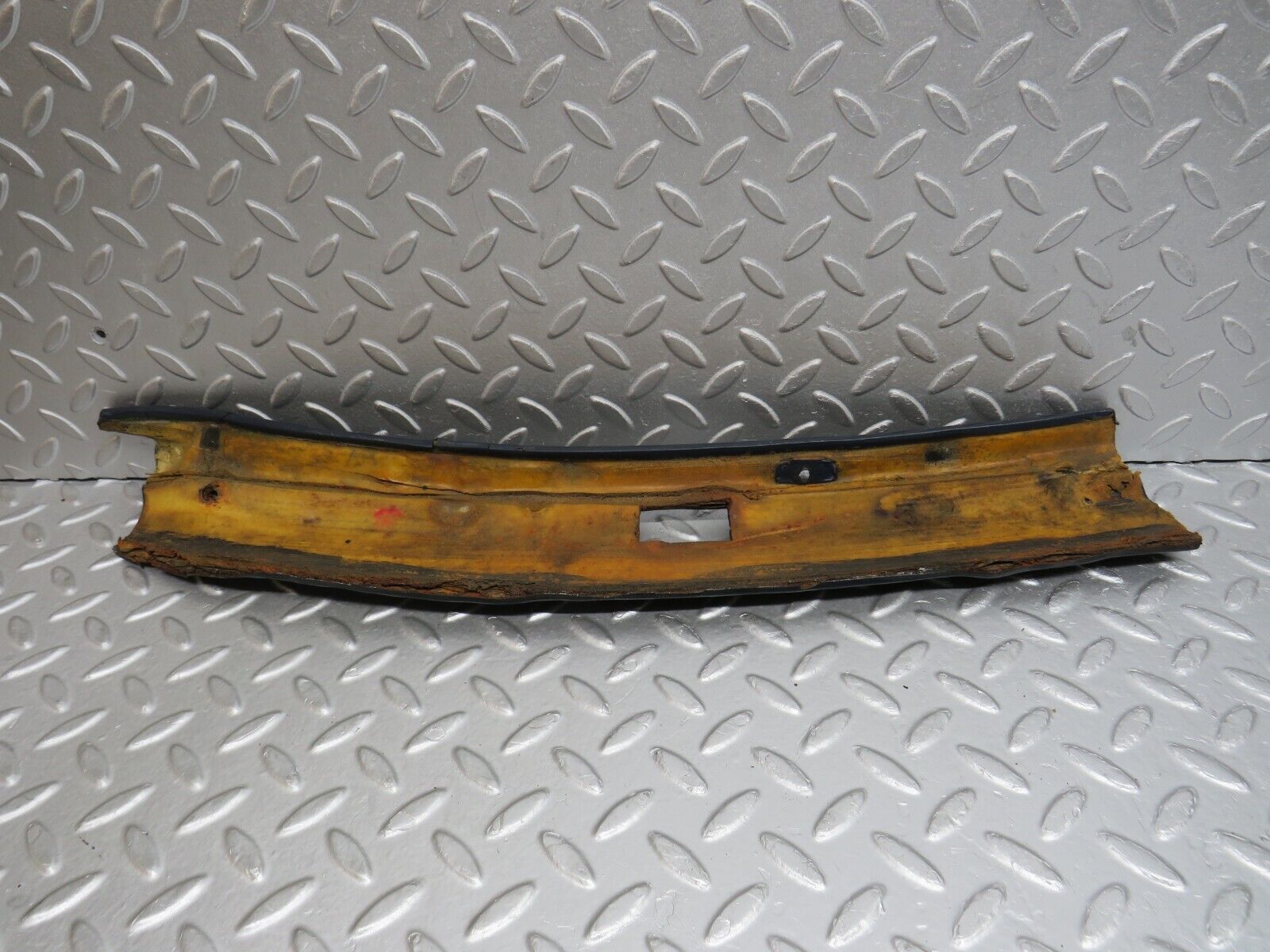 39081 Mercedes-Benz R107 500SL Headlining Roof Panel Blue Left Right