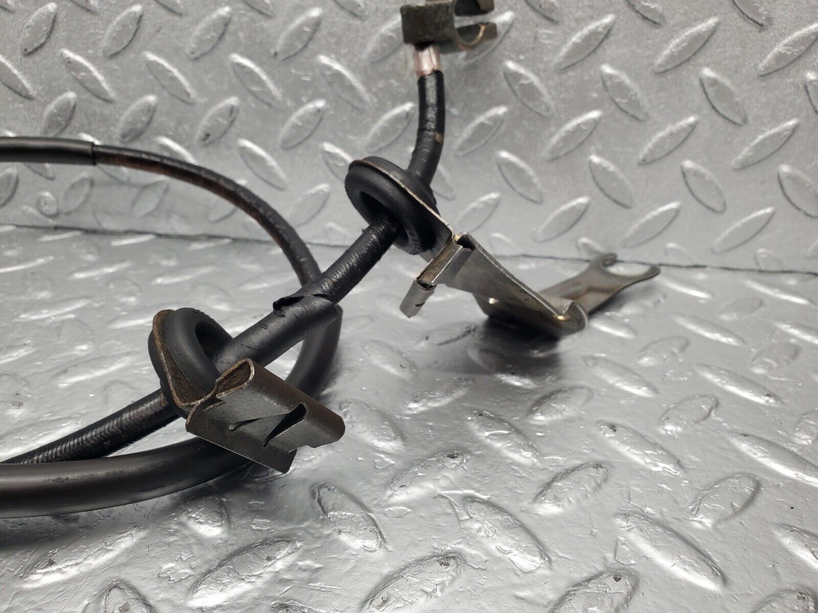 46730 Mercedes-Benz C123 280CE Coupe Battery Wire Cable 1235403130