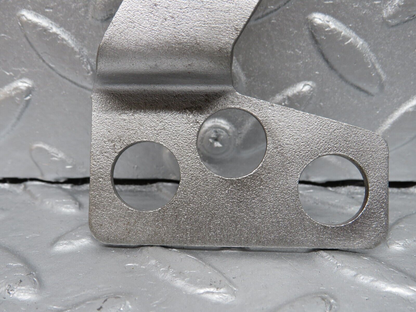 40167 Mercedes-Benz R107 350SL Automatic Gearbox Linkage Bracket