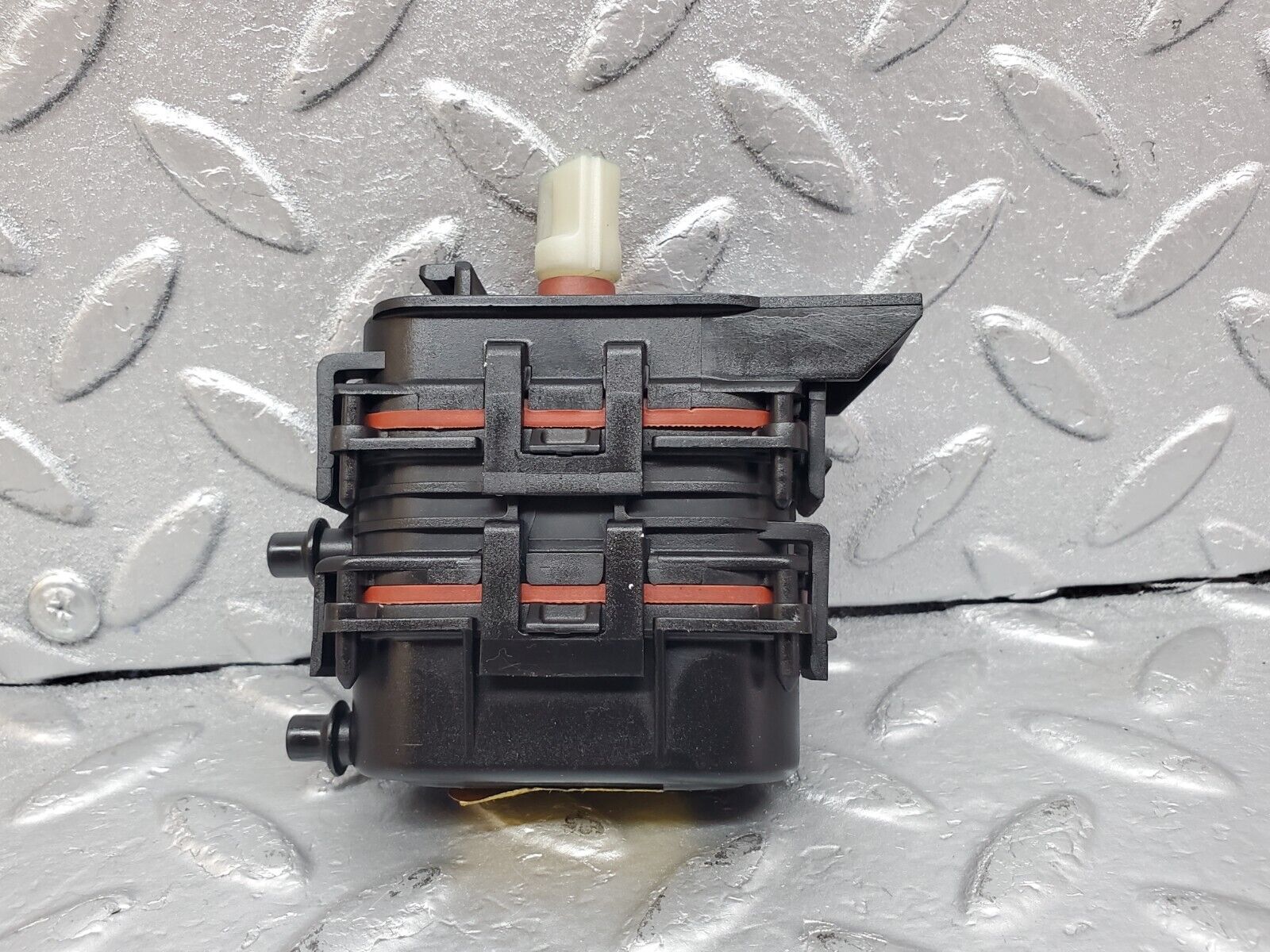 44908 Mercedes-Benz R129 300SL Coupe Heater Box Vacuum Actuator