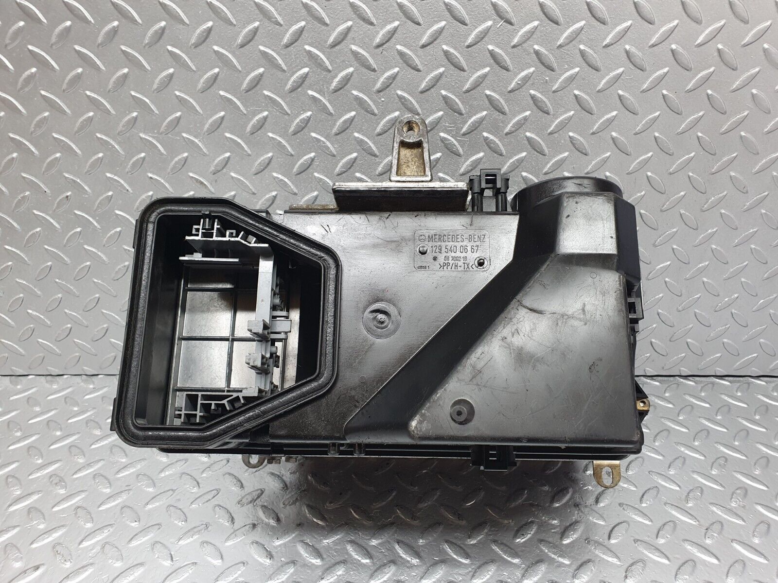 42594 Mercedes-Benz R129 320SL Coupe ECU Control Unit Housing 1295400667 1295400482 1295400724