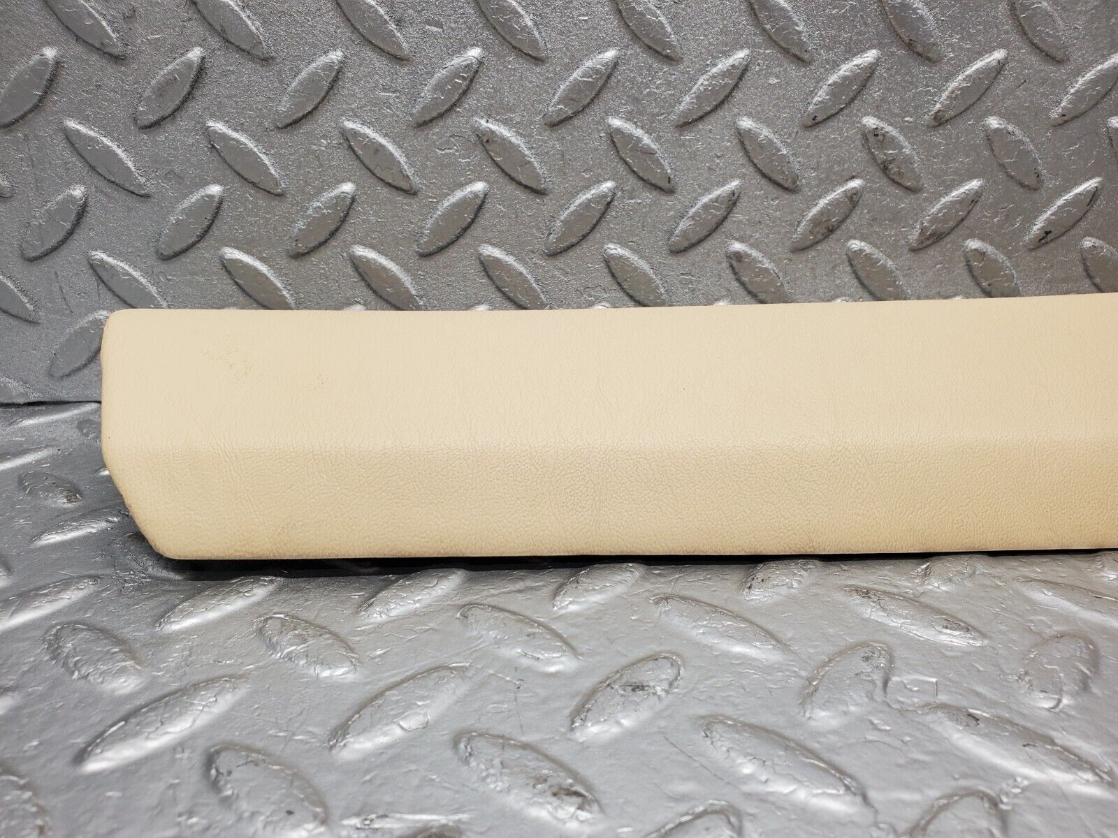 46766 Mercedes-Benz R129 320SL Coupe A Pillar Cover Right Beige 1296920289