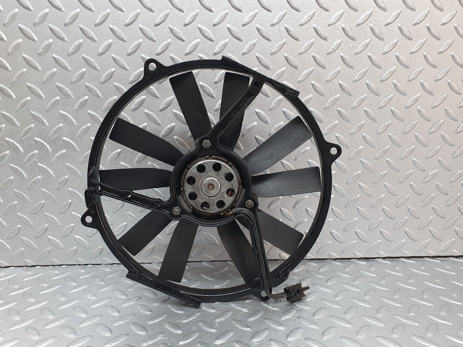 42187 Mercedes-Benz R129 320SL Coupe Radiator Cooling Fan AEG 0005007693