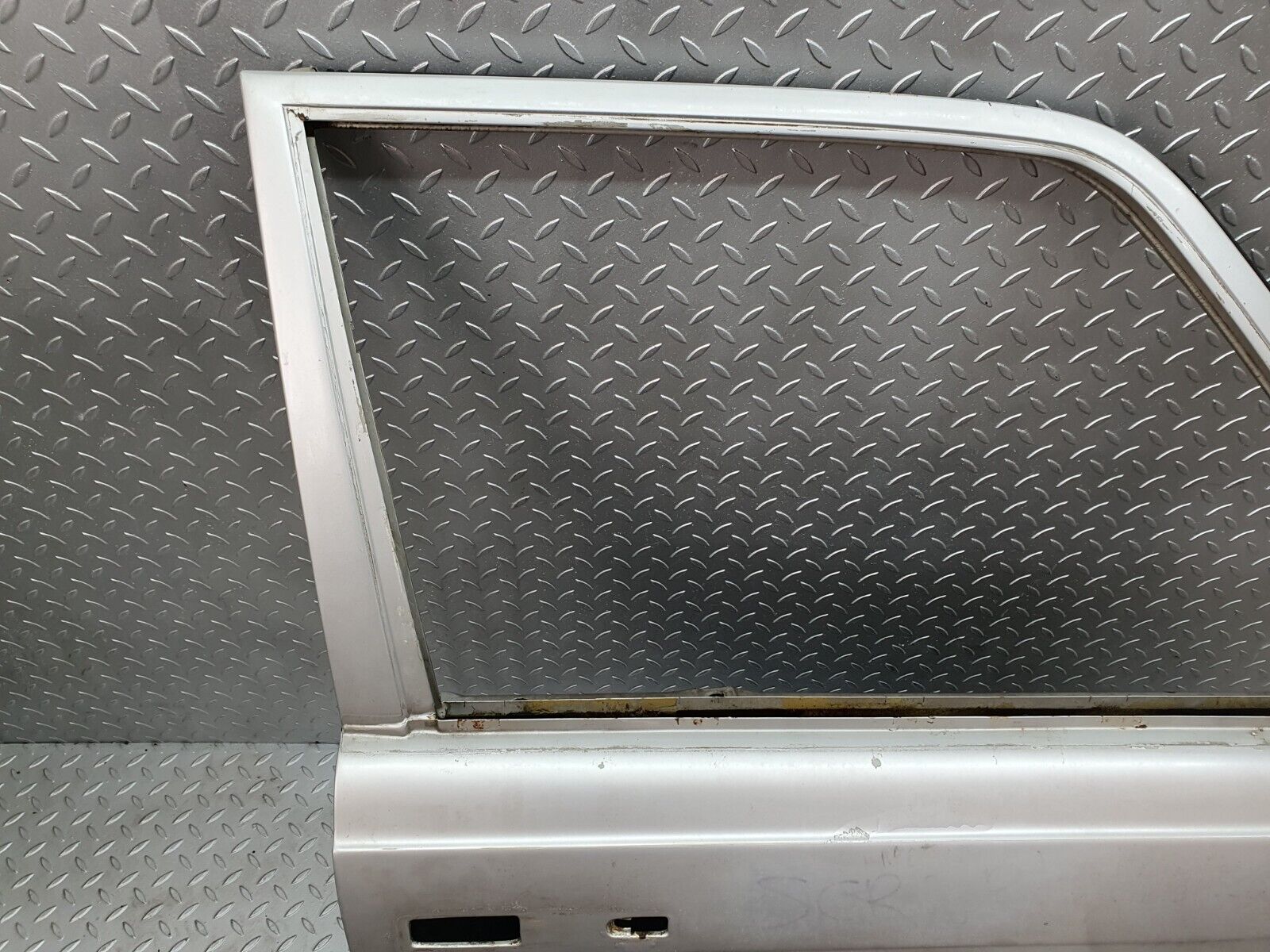 43741 Mercedes-Benz W116 350E Front Right Door